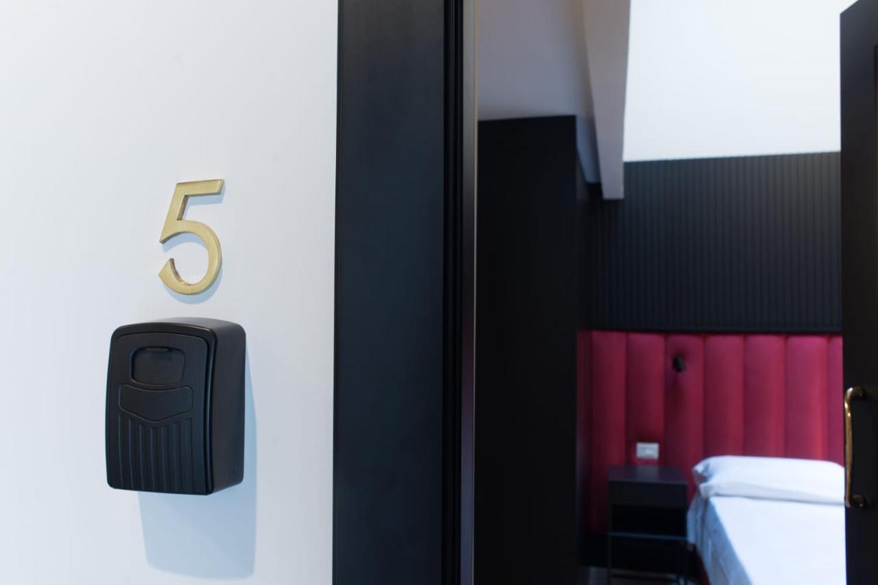 Fida Rooms Napoli Eksteriør billede